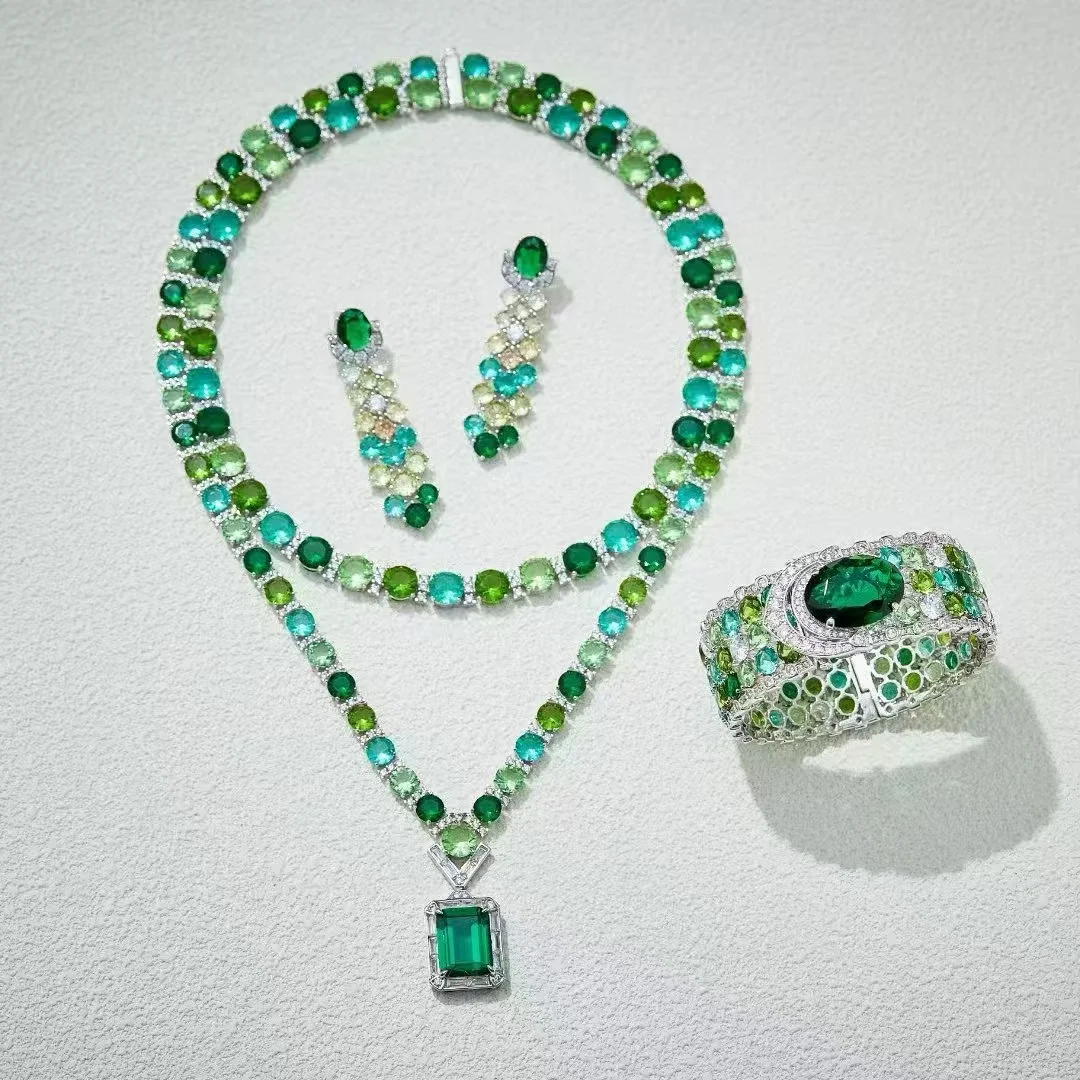 New Designer collection style Earrings Bracelet Necklace Ladies set with colorful green Cubic Zircon party jewelry set
New Designer collection style Earrings Bracelet Necklace Ladies set with colorful green Cubic Zircon party jewelry set