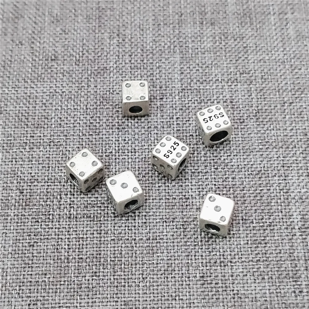 6 шт. бусин-кубиков из стерлингового серебра 925 пробы для игральных наборов, 4 мм, для браслетов и ожерелий
6 шт. бусин-кубиков из стерлингового серебра 925 пробы для игральных наборов, 4 мм, для браслетов и ожерелий