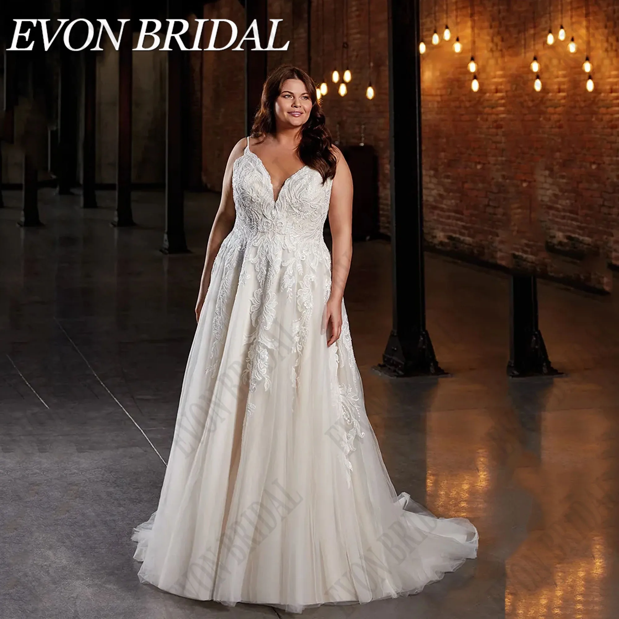 EVON BRIDAL A-Line V-Neck Wedding Dress Plus Size Woman Bride Spaghetti Straps Tulle Zipper Back Applique Vestidos De Novia
EVON BRIDAL A-Line V-Neck Wedding Dress Plus Size Woman Bride Spaghetti Straps Tulle Zipper Back Applique Vestidos De Novia