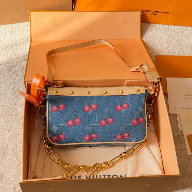 Осень/зима 2022, женская джинсовая ткань + ковбойская ручная сумка для маджонга с диагональным крестом и вышивкой вишни SU200
Осень/зима 2022, женская джинсовая ткань + ковбойская ручная сумка для маджонга с диагональным крестом и вышивкой вишни SU200