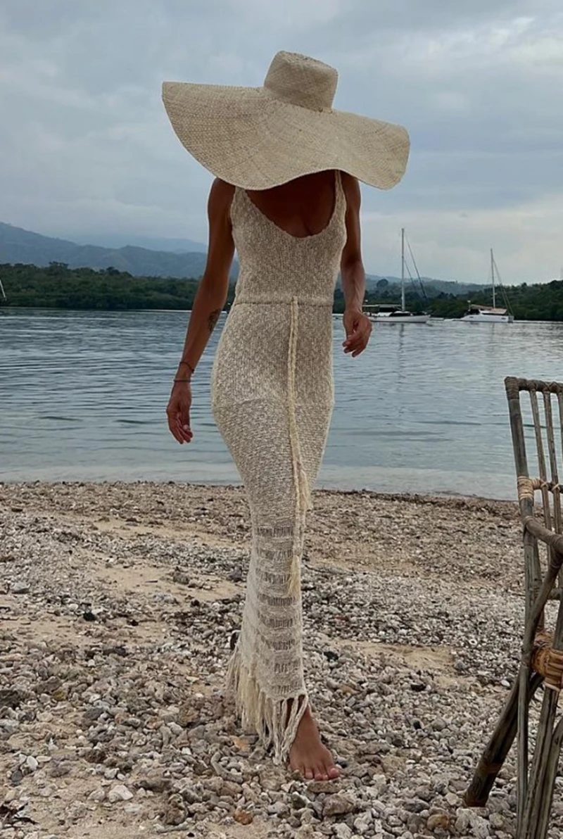 Women's Sexy Sleeveless Backless Maxi Dress Long Tassel Crochet Beach Cover-Up Swimsuit Knit Bikini Summer Swimwear
Women's Sexy Sleeveless Backless Maxi Dress Long Tassel Crochet Beach Cover-Up Swimsuit Knit Bikini Summer Swimwear