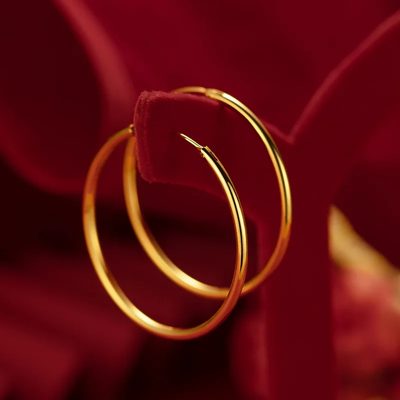 European and American exaggerated and atmospheric women's AU750 18K gold fashionable and simple large circle earrings wholesale
European and American exaggerated and atmospheric women's AU750 18K gold fashionable and simple large circle earrings wholesale
