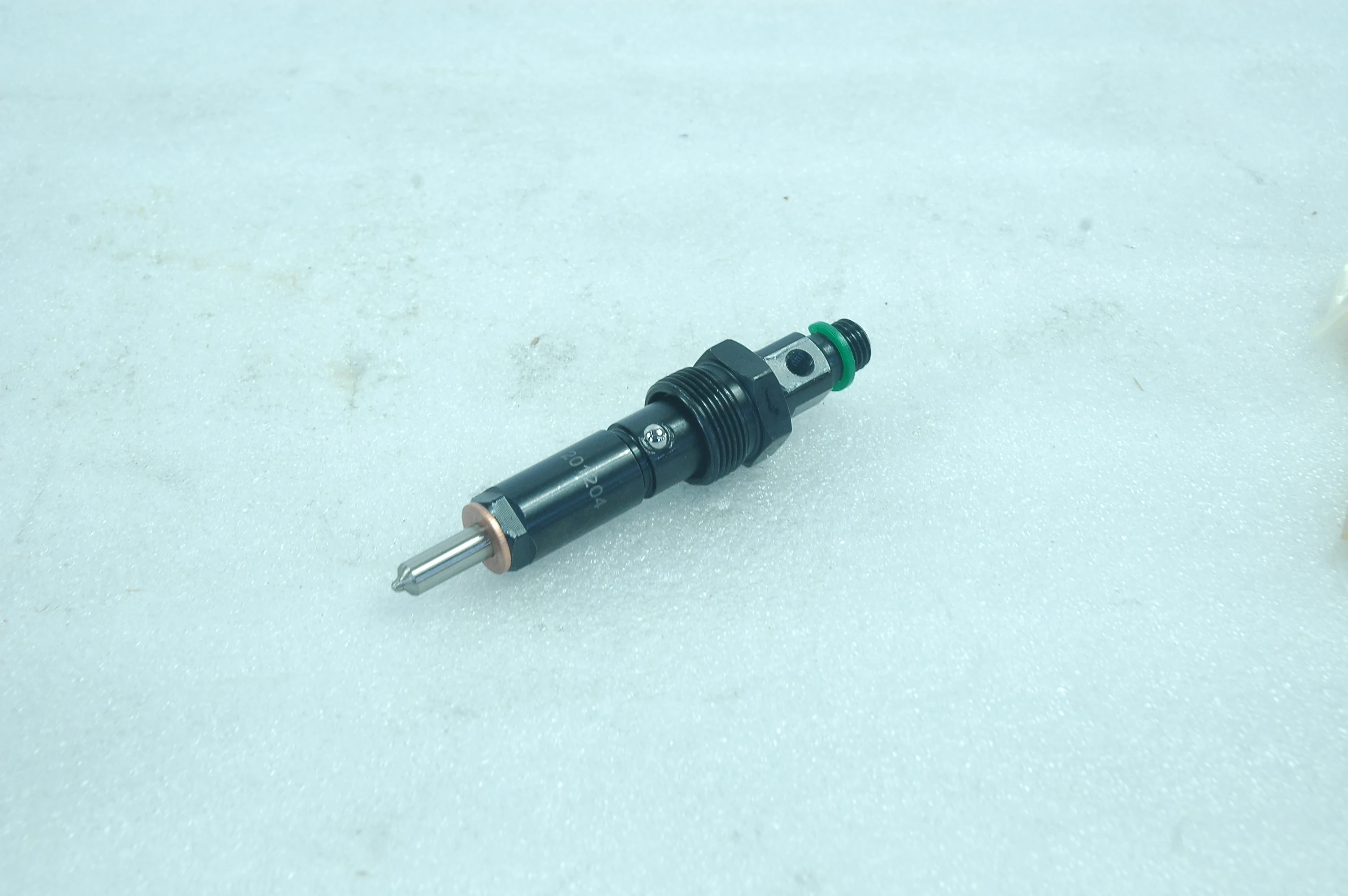 The original high quality injector 4296423 is suitable for Cummins KTA38 engine
The original high quality injector 4296423 is suitable for Cummins KTA38 engine