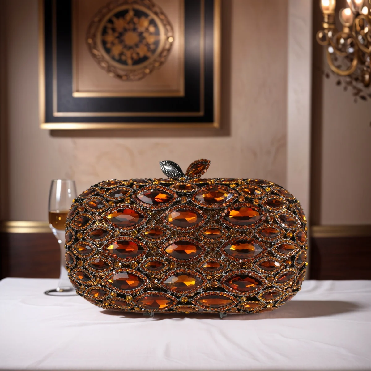 Женская ослепительная вечерняя сумка со стразами, роскошный клатч с кристаллами, блестящий кошелек с бриллиантами для свадьбы, выпускного вечера
Женская ослепительная вечерняя сумка со стразами, роскошный клатч с кристаллами, блестящий кошелек с бриллиантами для свадьбы, выпускного вечера