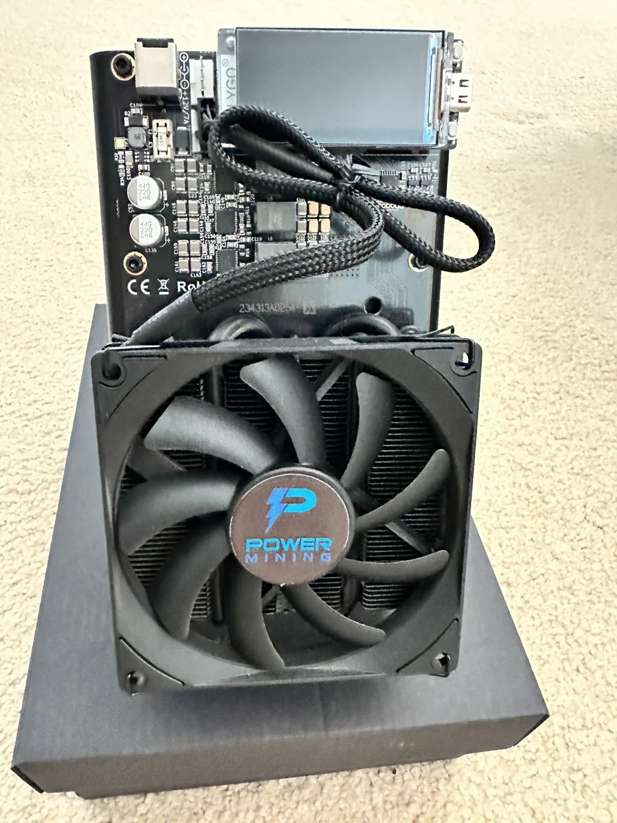Новый FS NerdQaxe++ 4.8TH/s 68W Solo BTC Майнер, 4XBM1370 ASIC-чипы, 2.4G WiFi, Открытый Исходный Код, Низкое Энергопотребление, Стабильная Машина для Майнинга Биткойнов
Новый FS NerdQaxe++ 4.8TH/s 68W Solo BTC Майнер, 4XBM1370 ASIC-чипы, 2.4G WiFi, Открытый Исходный Код, Низкое Энергопотребление, Стабильная Машина для Майнинга Биткойнов