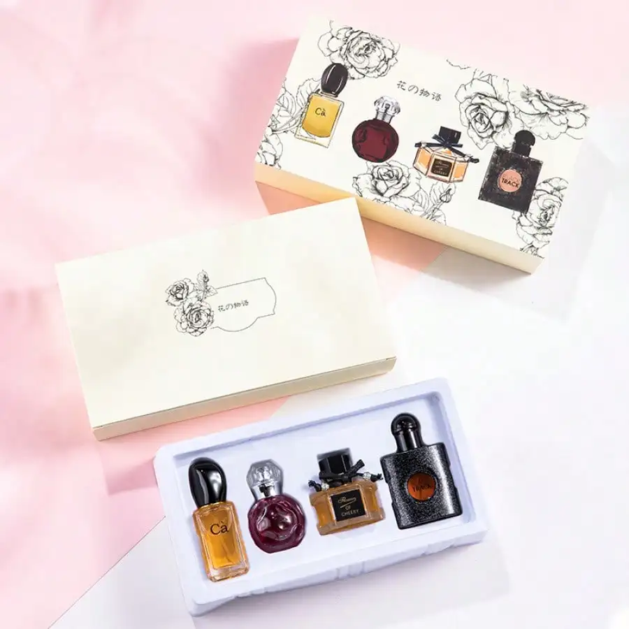 Unisex Perfume Gift Set — Fresh Lemon Scent. Includes four mini fragrance samples (featuring both floral and woody notes) with long-lasting wear. The perfect Christmas and Valentine's Day gift for a girlfriend, boyfriend, wife, or husband.
Unisex Perfume Gift Set — Fresh Lemon Scent. Includes four mini fragrance samples (featuring both floral and woody notes) with long-lasting wear. The perfect Christmas and Valentine's Day gift for a girlfriend, boyfriend, wife, or husband.
