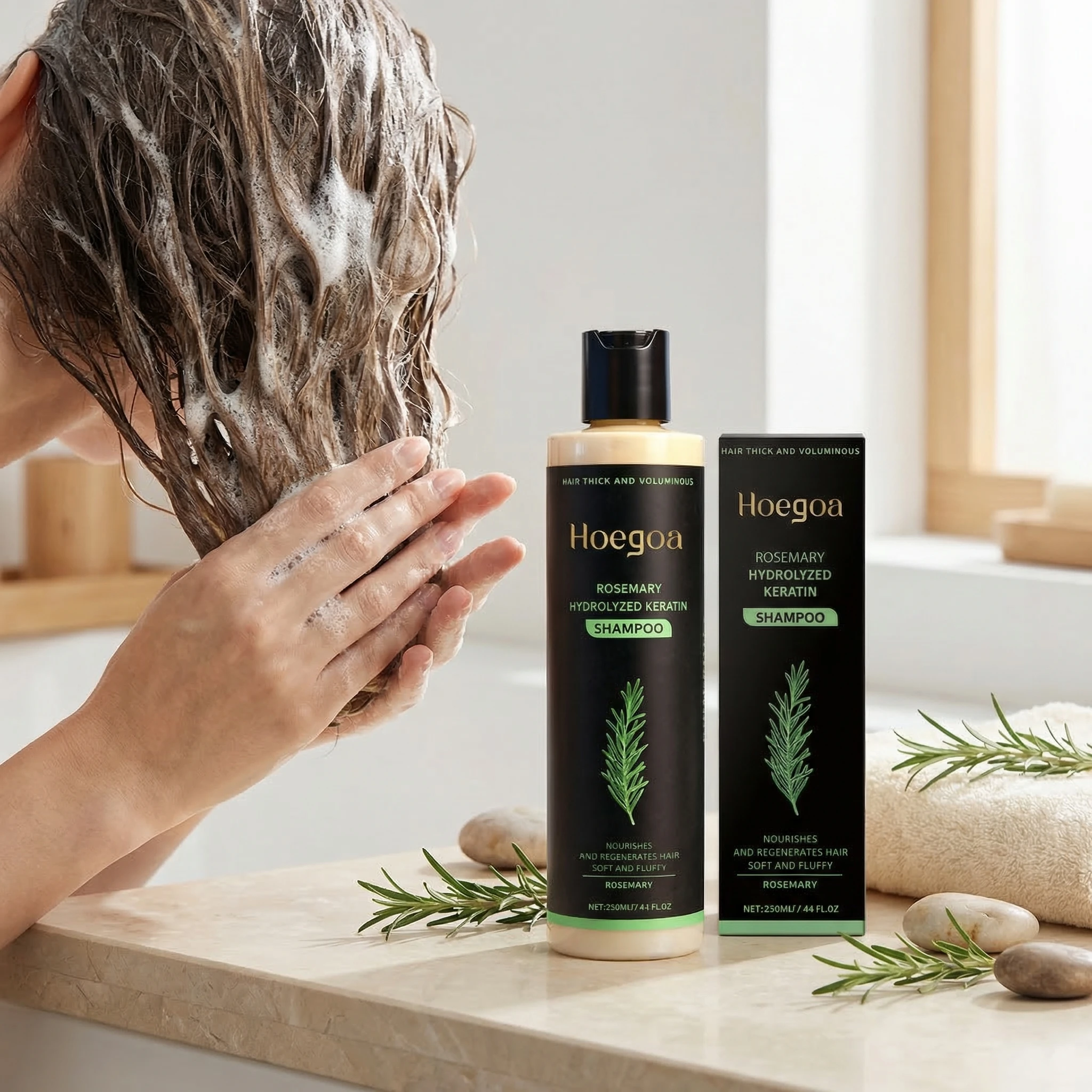 220ML Rosemary Hair Shampoo Gentle Cleaning Scalp Moisturizing Smoothing Volumizing Anti-frizzing Silky Fluffy Hair Cleaner
220ML Rosemary Hair Shampoo Gentle Cleaning Scalp Moisturizing Smoothing Volumizing Anti-frizzing Silky Fluffy Hair Cleaner