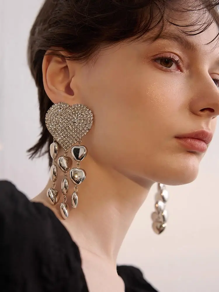 Luxe Lovefall Heart Drop Earrings – Sparkling Statement Dangles for Glam Nights 
Luxe Lovefall Heart Drop Earrings – Sparkling Statement Dangles for Glam Nights