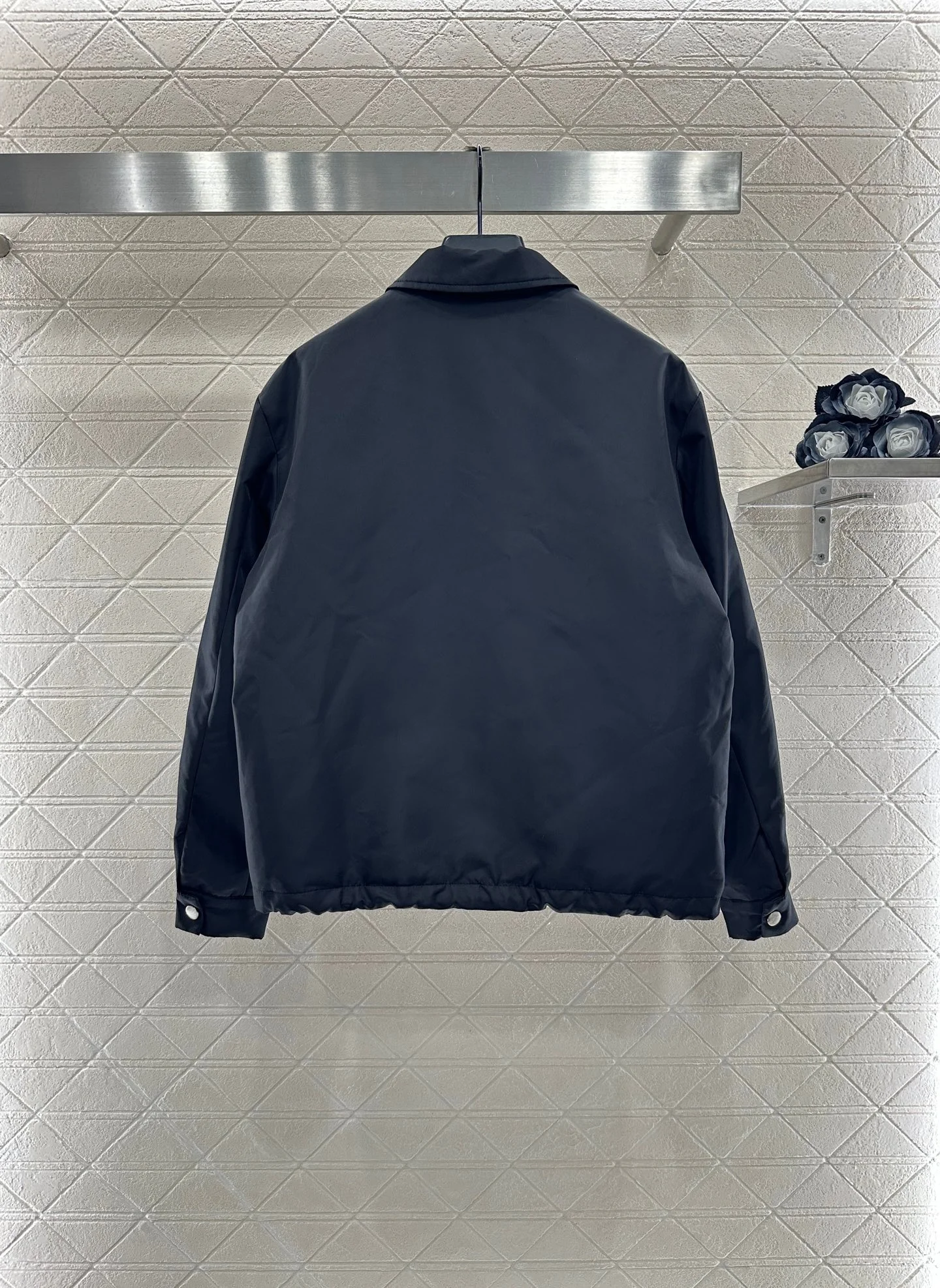 Новинка 2023 года, хлопковая куртка, однотонное пальто с длинными рукавами, лацканами, молниями и карманами, универсальное утягивающее фигуру, зима-осень 
Новинка 2023 года, хлопковая куртка, однотонное пальто с длинными рукавами, лацканами, молниями и карманами, универсальное утягивающее фигуру, зима-осень