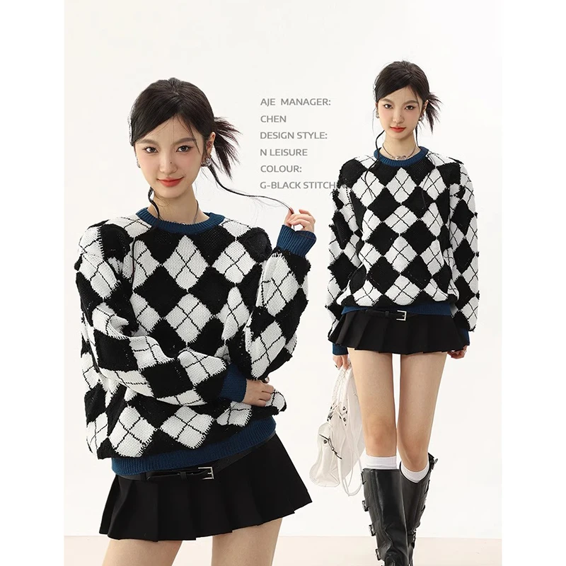 Vintage Sweater Women's Autumn Winter New Stitching Diamond Plaid Round Neck Pullover Knitted Top Loose Female Clothing
Vintage Sweater Women's Autumn Winter New Stitching Diamond Plaid Round Neck Pullover Knitted Top Loose Female Clothing