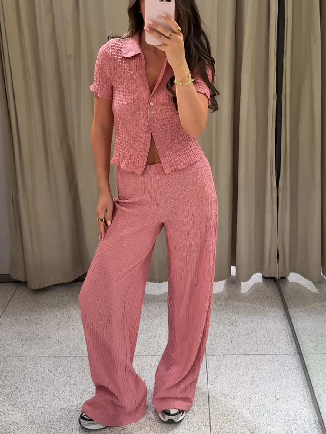 French Style Matching Set Women Chic Plisse Sweaters Fashion Solid Blouses Casual Short Sleeve Tops Straight Trousers Clothing
French Style Matching Set Women Chic Plisse Sweaters Fashion Solid Blouses Casual Short Sleeve Tops Straight Trousers Clothing