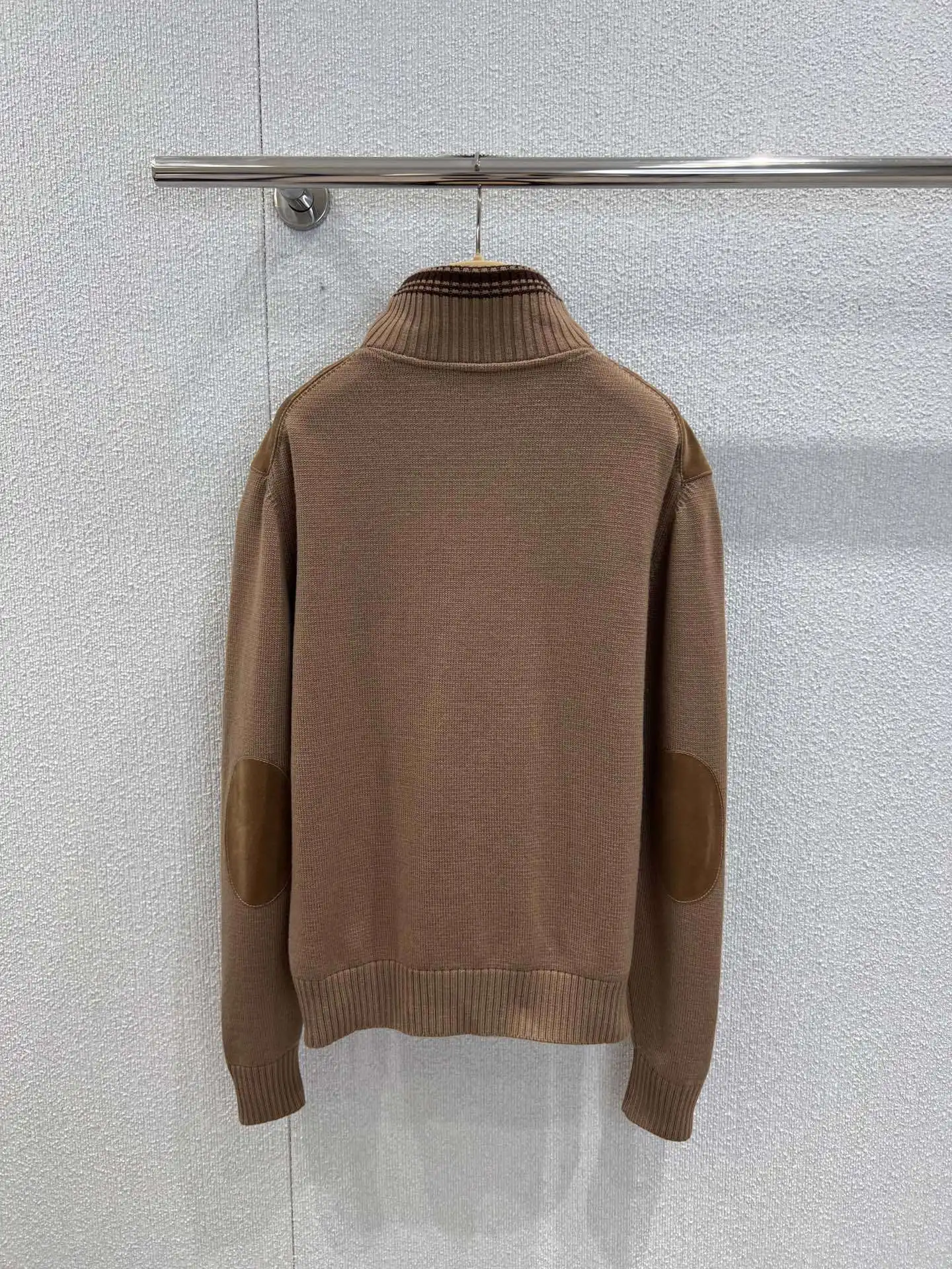 Women's Knitted Sleeve Jacket Luxury Brand Design Suede Zip-Up Coat Fashion Casual Stand Collar Outerwear Hot Sale
Women's Knitted Sleeve Jacket Luxury Brand Design Suede Zip-Up Coat Fashion Casual Stand Collar Outerwear Hot Sale