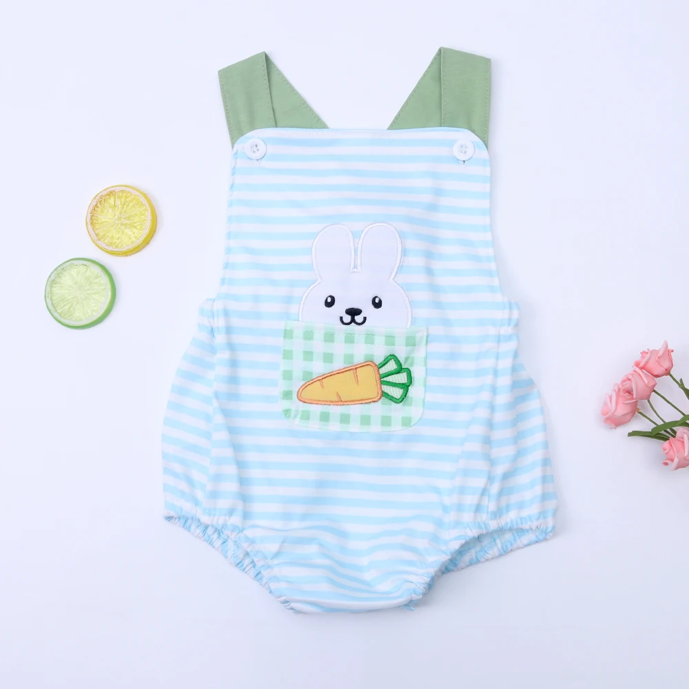 2023 New Baby Summer Romper Outfit Boys Square Collar Sleeveless Striped Rabbit And Carrot Pattern Braces Blue And Green Romper
2023 New Baby Summer Romper Outfit Boys Square Collar Sleeveless Striped Rabbit And Carrot Pattern Braces Blue And Green Romper