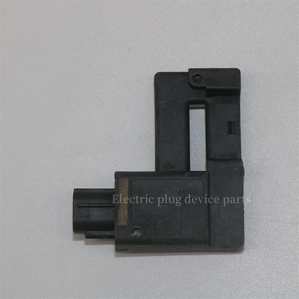 294G0-1V10A 294G01V10A Датчик тока аккумулятора для Nissan Armada INFINITI QX80 5.6L 2011-2020
294G0-1V10A 294G01V10A Датчик тока аккумулятора для Nissan Armada INFINITI QX80 5.6L 2011-2020