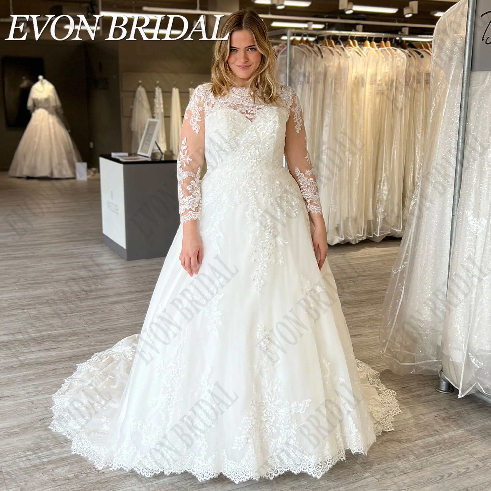 EVON BRIDAL Oversize Wedding Dress Long Sleeves Scoop Neck Backless Bride Gowns Applique A-Line Robe De Mariée Tulle Plus Size
EVON BRIDAL Oversize Wedding Dress Long Sleeves Scoop Neck Backless Bride Gowns Applique A-Line Robe De Mariée Tulle Plus Size