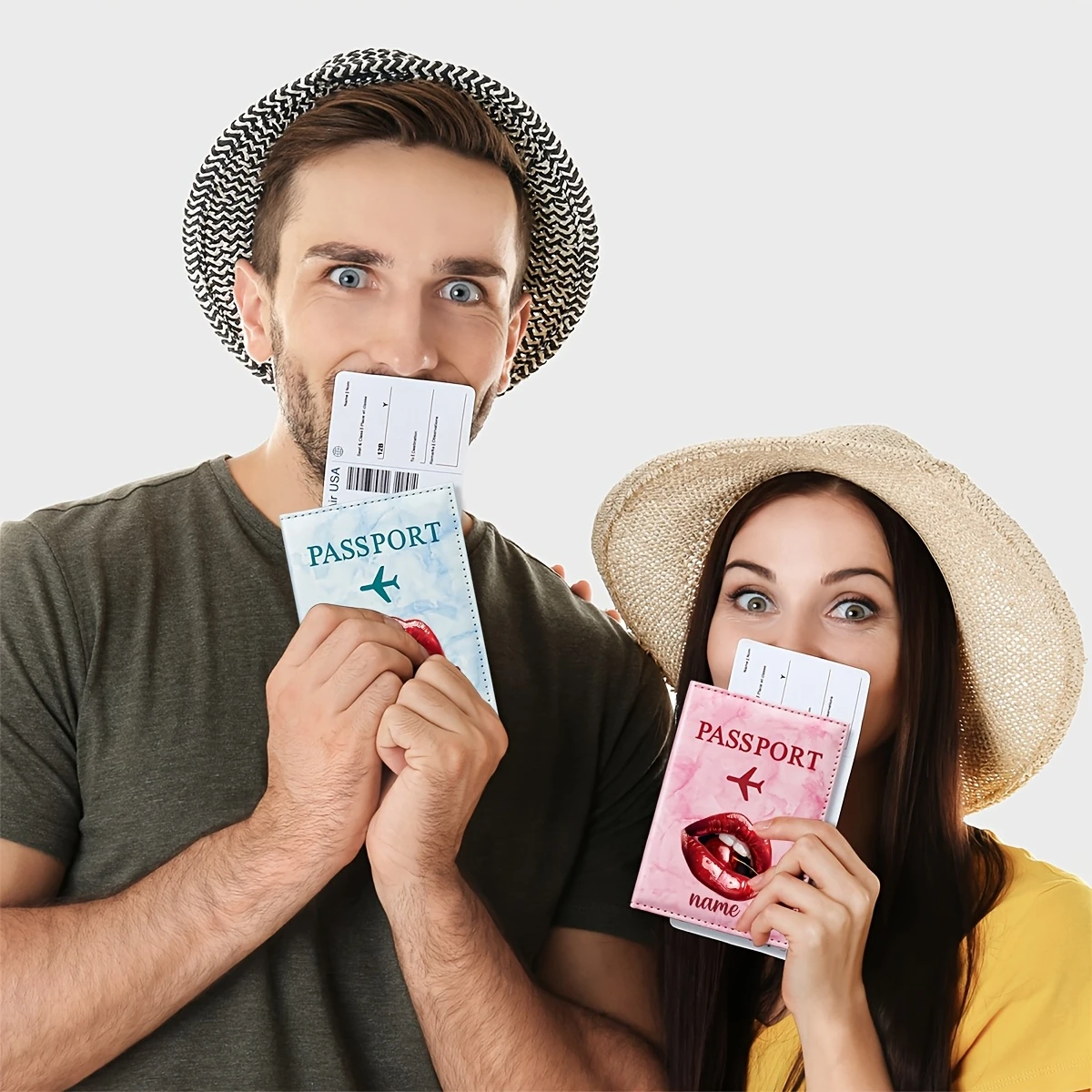 1pcPersonalized Name Custom Red Lips Art Illustration Design PU Passport Holder Paired with English Name Text for Personalized
1pcPersonalized Name Custom Red Lips Art Illustration Design PU Passport Holder Paired with English Name Text for Personalized