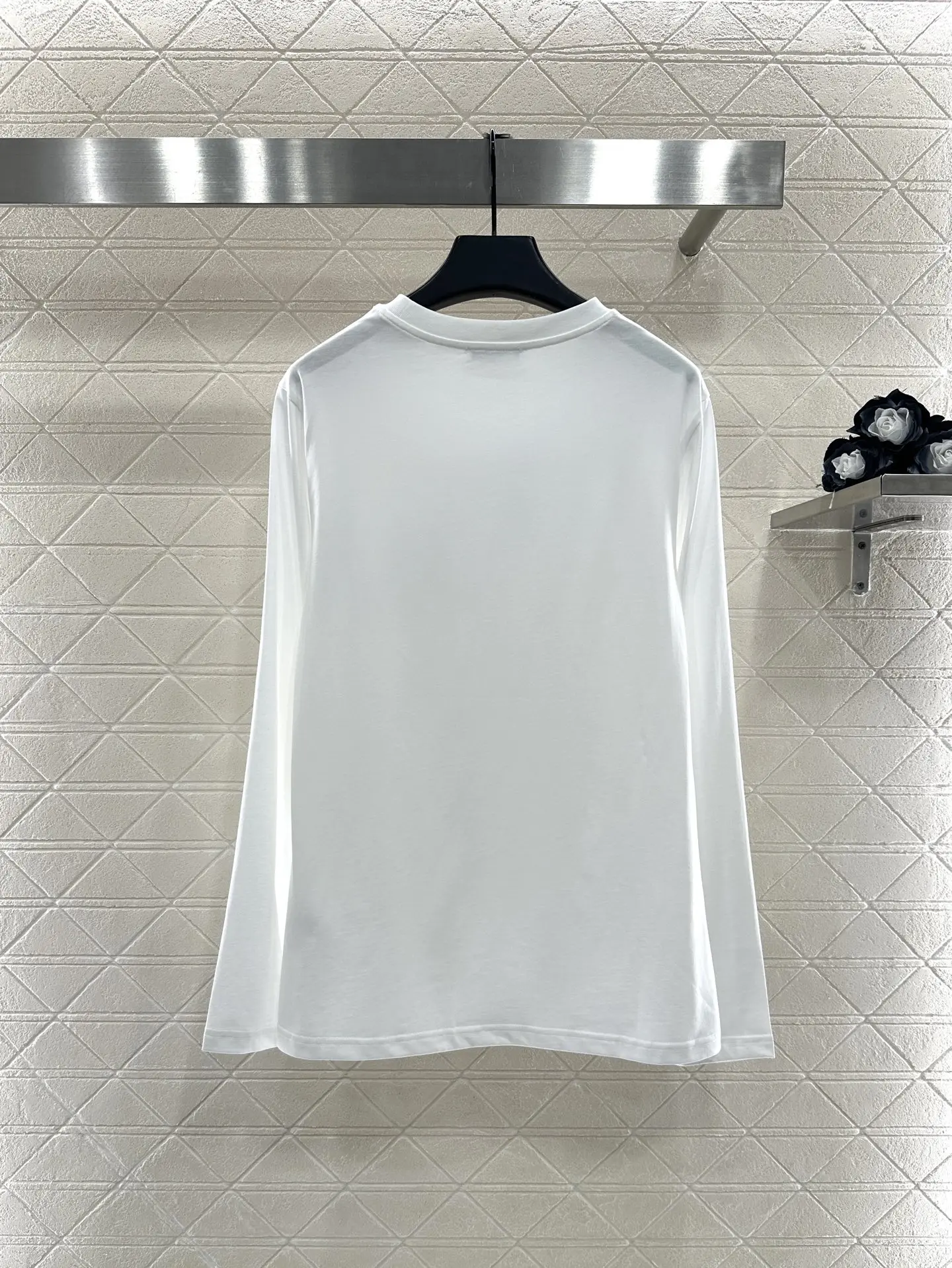 25 Autumn round-neck letter printed pocket long-sleeved top for women, trendy, casual and loose long-sleeved top
25 Autumn round-neck letter printed pocket long-sleeved top for women, trendy, casual and loose long-sleeved top