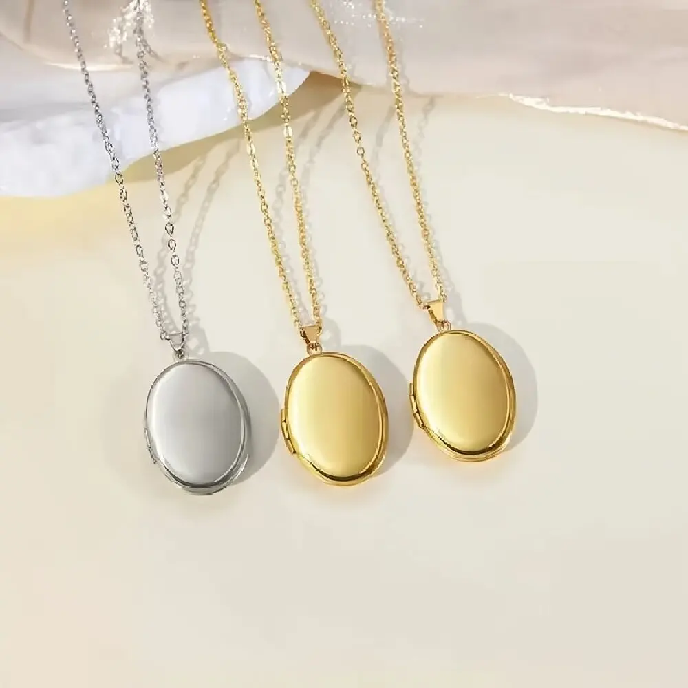 Personalized Openable Photo Box Locket Pendant, Custom Image Necklace with O-Shaped Chain as Lovely Casual Gift Ornament
Personalized Openable Photo Box Locket Pendant, Custom Image Necklace with O-Shaped Chain as Lovely Casual Gift Ornament