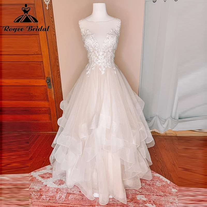 Princess Ball Gown Wedding Dress Custom For Women 2023 Bride Sexy Illusion O-Neck Back Lace Up Lace Appliques Netting Sweep robe
Princess Ball Gown Wedding Dress Custom For Women 2023 Bride Sexy Illusion O-Neck Back Lace Up Lace Appliques Netting Sweep robe