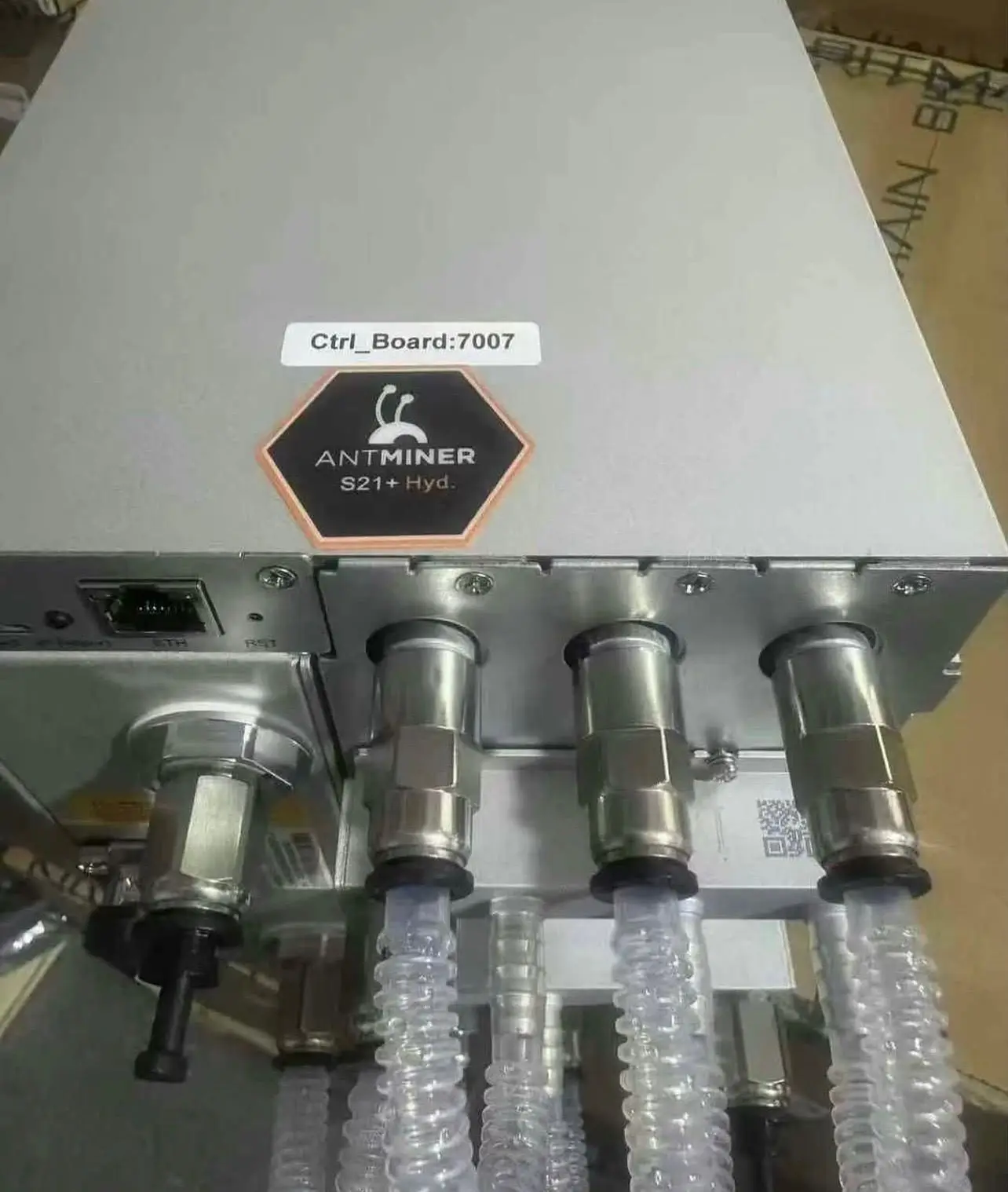 Bitmain Antminer Water Cooling Miner S21+ Hyd 358T S21+ Hyd 395T for Large Bitcoin Mining Farm
Bitmain Antminer Water Cooling Miner S21+ Hyd 358T S21+ Hyd 395T for Large Bitcoin Mining Farm
