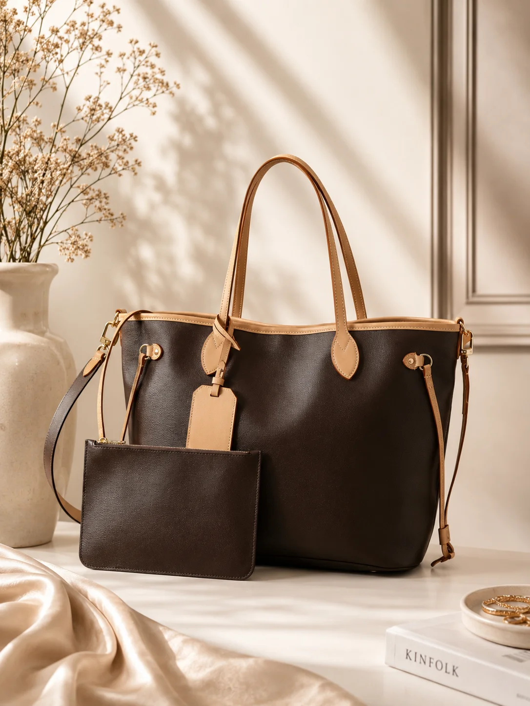 2026 Fashion New Luxury Women's Bag 31X28X14CM Large Capacity Portable Designer Inspired Handbag with Shoulder Strap No Box
2026 Fashion New Luxury Women's Bag 31X28X14CM Large Capacity Portable Designer Inspired Handbag with Shoulder Strap No Box