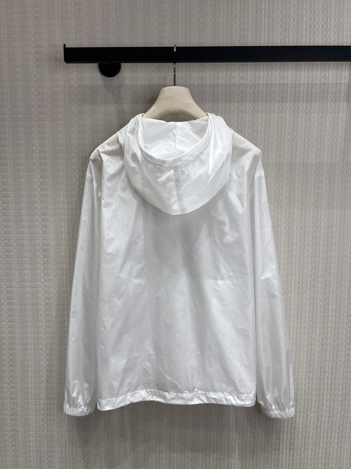 2026 New Women's Hooded Zip-Up Short Thin Coat Loose & Slimming Stylish Casual Versatile Age-Reducing High Quality
2026 New Women's Hooded Zip-Up Short Thin Coat Loose & Slimming Stylish Casual Versatile Age-Reducing High Quality