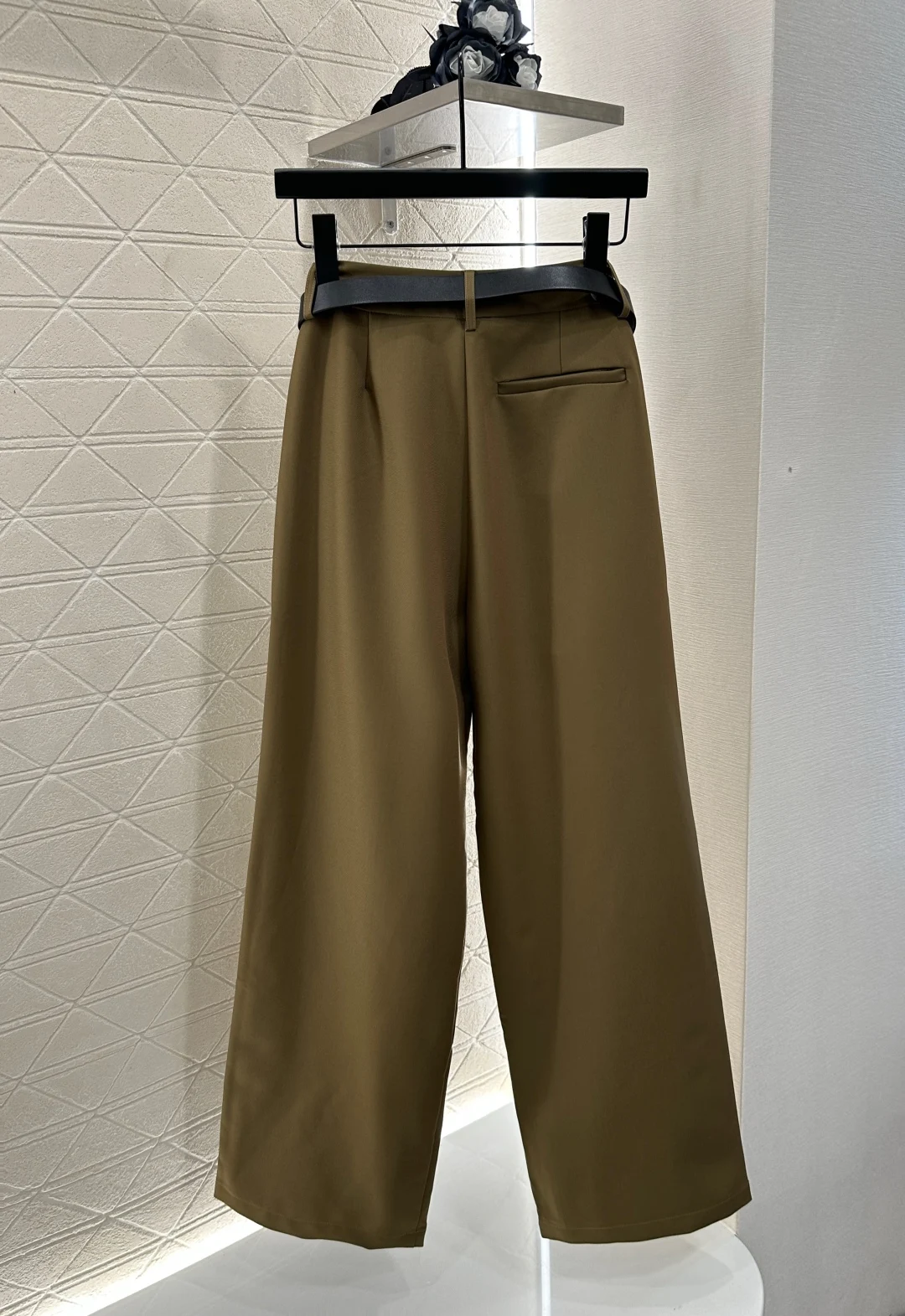 2025 New Trousers Solid Waistband Fashionable Versatile Slimming Figure-hugging Spring Summer
2025 New Trousers Solid Waistband Fashionable Versatile Slimming Figure-hugging Spring Summer
