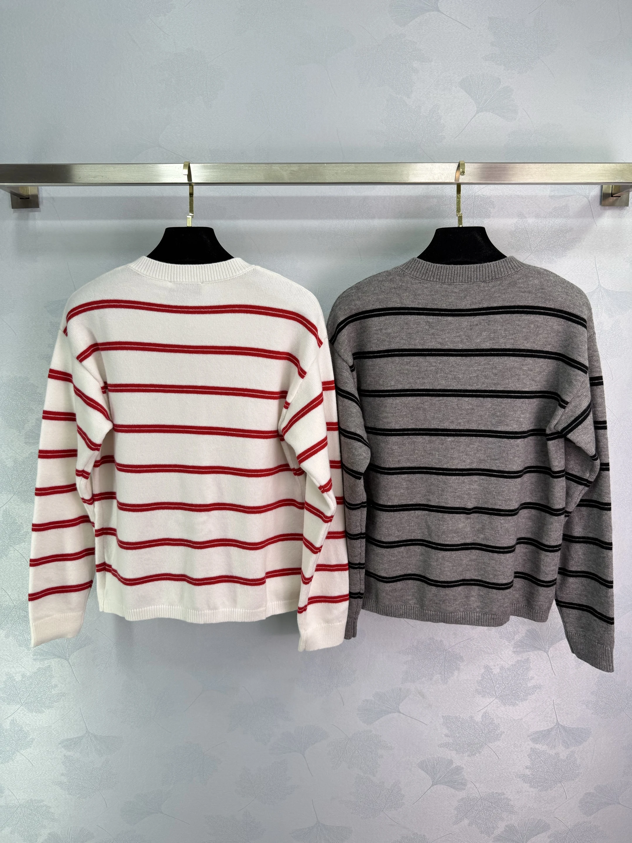 2025 Early Autumn Latest Series Round Neck Striped Knitted Cardigan Comfortable Texture Stripe Contrast Fashionable WYY-312
2025 Early Autumn Latest Series Round Neck Striped Knitted Cardigan Comfortable Texture Stripe Contrast Fashionable WYY-312