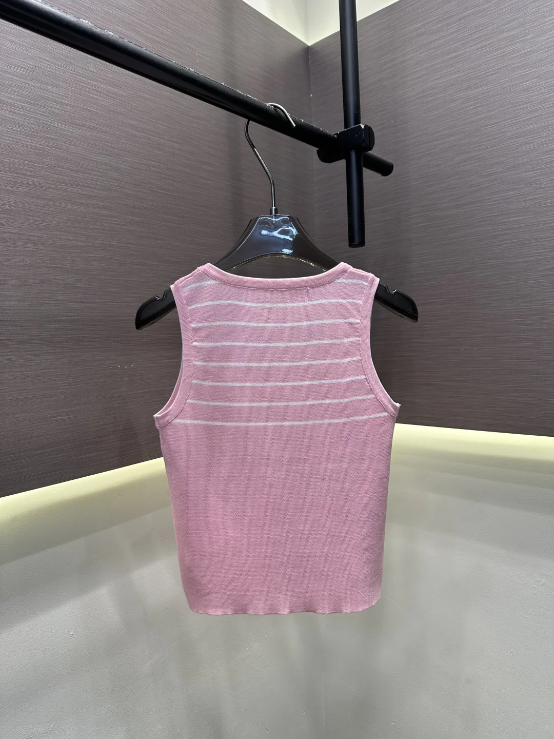 2026 Summer Women's Crew Neck Striped Knit Tank Top Slim Fit Sleeveless Base Layer Top ZX8860
2026 Summer Women's Crew Neck Striped Knit Tank Top Slim Fit Sleeveless Base Layer Top ZX8860