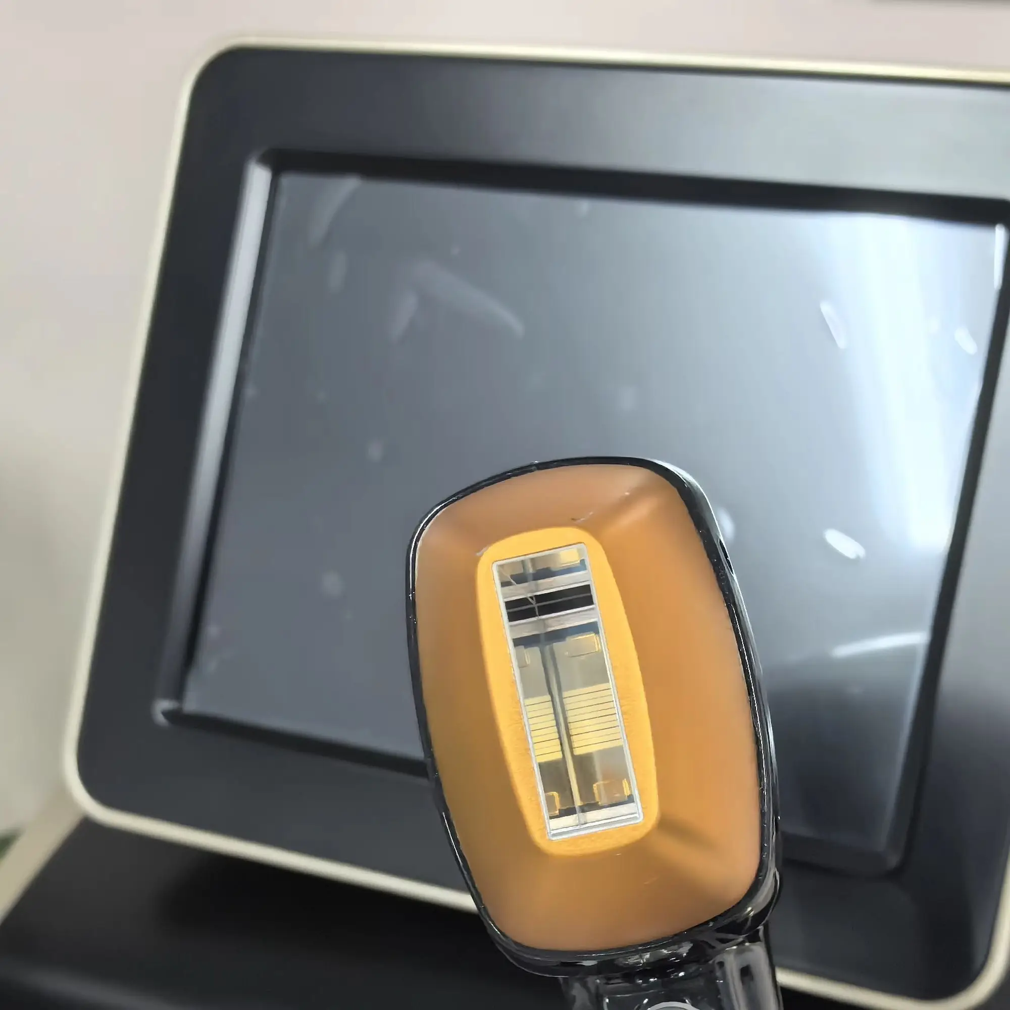 Лучший аппарат для перманентной эпиляции: лазер для удаления волос 808 нм, диодный лазер для эпиляции 755 808 1064 нм
Лучший аппарат для перманентной эпиляции: лазер для удаления волос 808 нм, диодный лазер для эпиляции 755 808 1064 нм