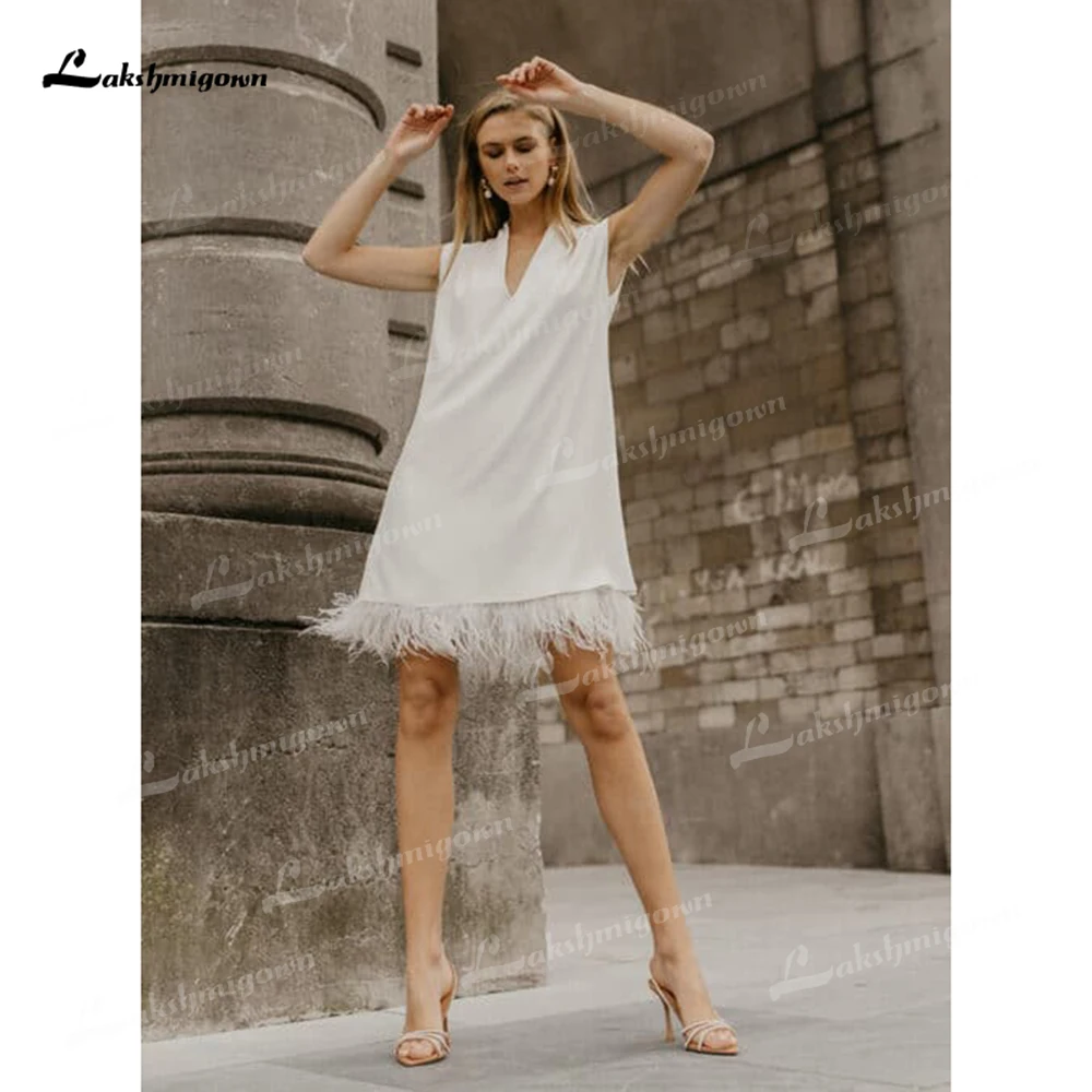 Boho V Neck Sleeveless Back Slit Feathers Crepe Summer Short A Line Wedding Dress Customized For Women Bridal Gown vestidos robe
Boho V Neck Sleeveless Back Slit Feathers Crepe Summer Short A Line Wedding Dress Customized For Women Bridal Gown vestidos robe