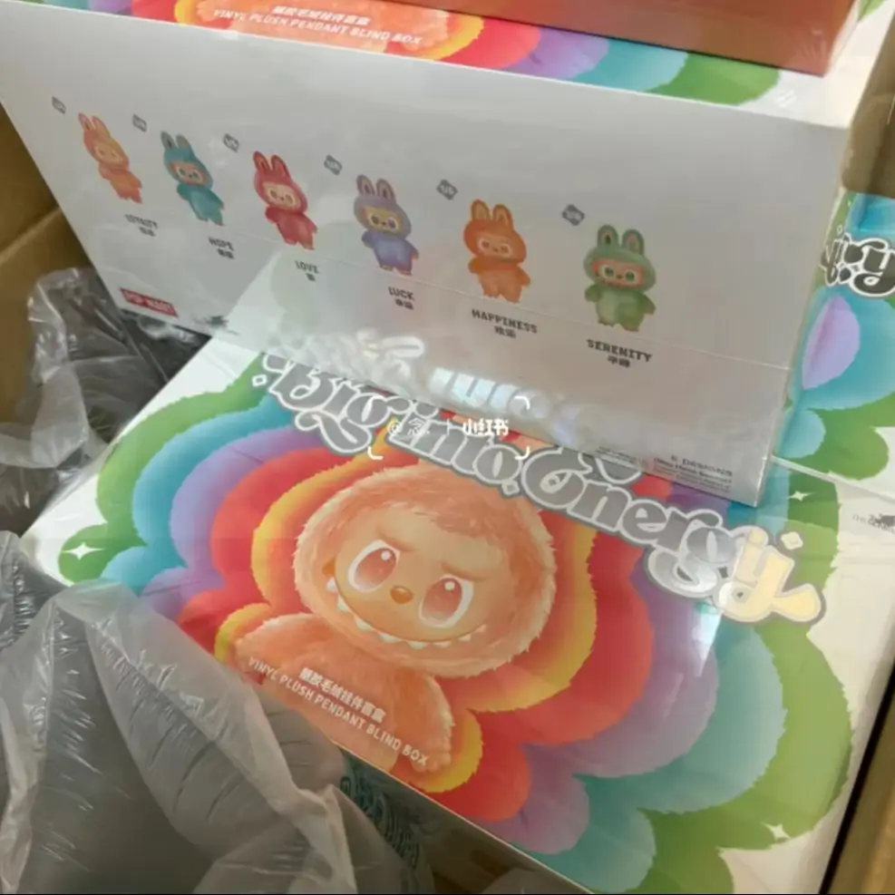 POP MART The Monsters Labubu 3.0 Big Into Energy Series — виниловые плюшевые подвески-сюрпризы (слепая коробка), полный набор из 6 штук, оригинальная коллекционная игрушка
POP MART The Monsters Labubu 3.0 Big Into Energy Series — виниловые плюшевые подвески-сюрпризы (слепая коробка), полный набор из 6 штук, оригинальная коллекционная игрушка