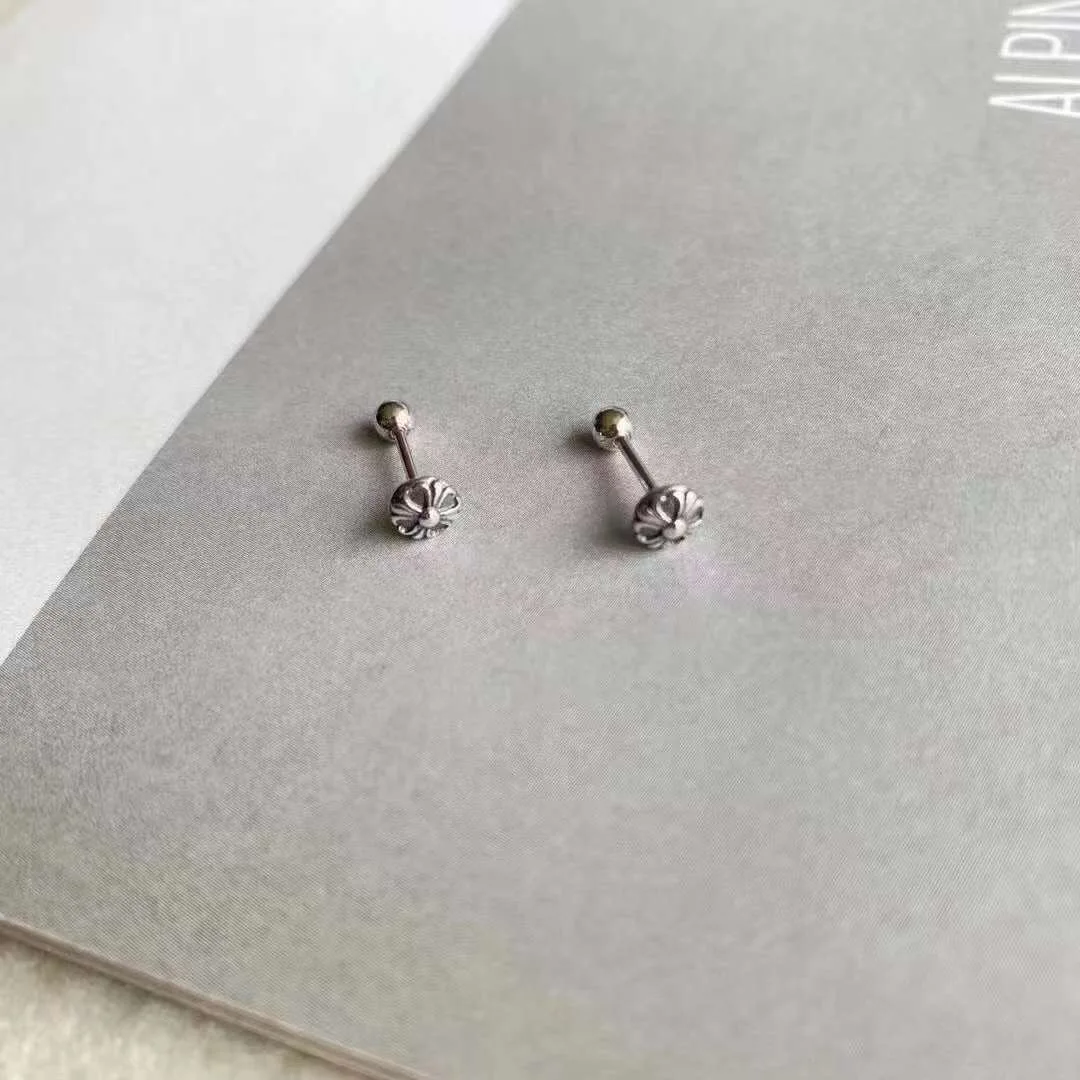 Harnie Shop Новые модные серьги унисекс в стиле хип-хоп из стерлингового серебра S925
Harnie Shop Новые модные серьги унисекс в стиле хип-хоп из стерлингового серебра S925