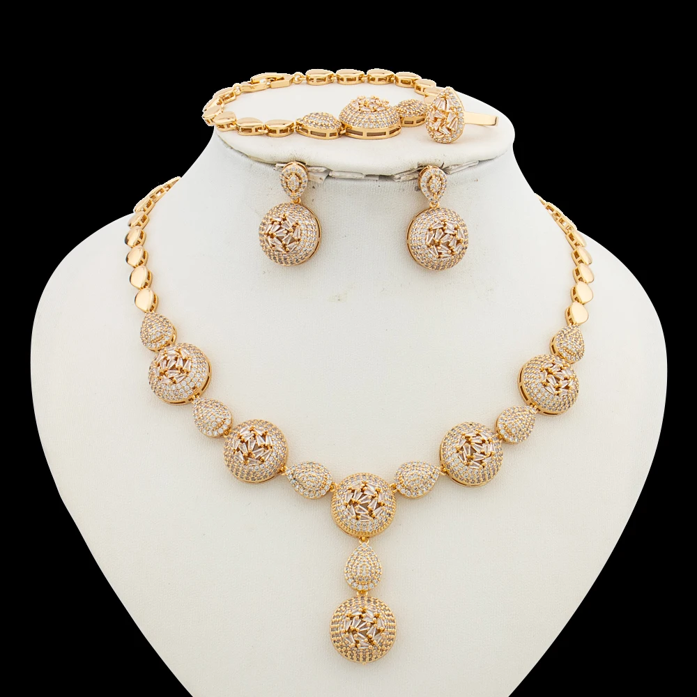 African Gold Color Jewelry Set for Ladies Shine Zircon Design Necklace and Drop Earrings Bridal Weddings Bracelet Ring Set Party
African Gold Color Jewelry Set for Ladies Shine Zircon Design Necklace and Drop Earrings Bridal Weddings Bracelet Ring Set Party