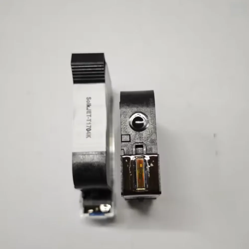 High Quality 1704K quick-drying ink cartridge suitable for TIJ handheld inkjet printers and online inkjet printers.
High Quality 1704K quick-drying ink cartridge suitable for TIJ handheld inkjet printers and online inkjet printers.