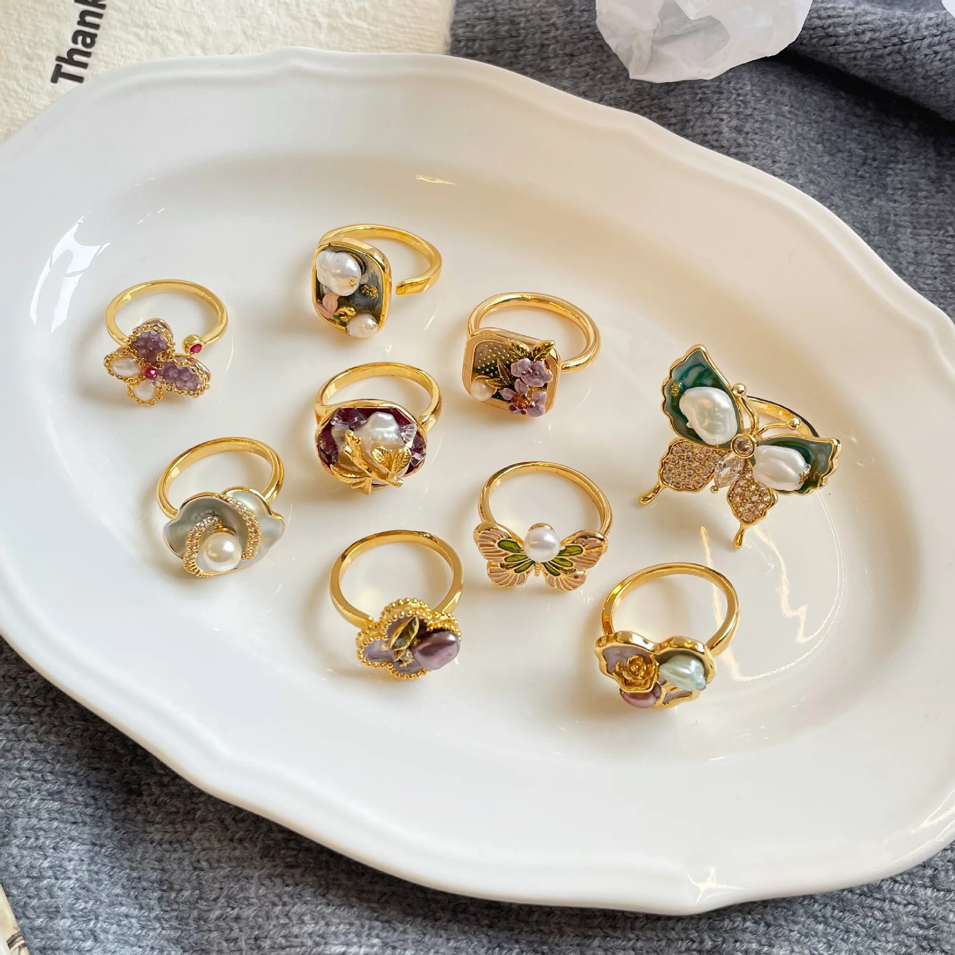 Drip Glaze Natural Pearl Ring Women's Open Adjustable Jewellery Butterfly Floral Artistic Design Copper Plated 18K Golden
Drip Glaze Natural Pearl Ring Women's Open Adjustable Jewellery Butterfly Floral Artistic Design Copper Plated 18K Golden