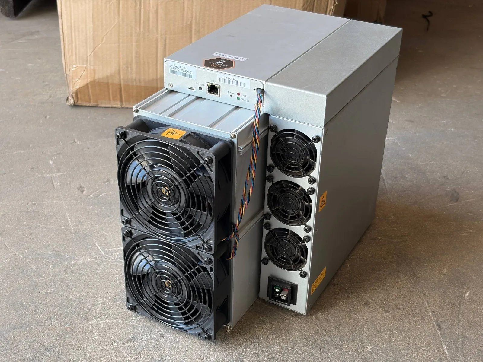 DCE Bitmain Antminer Z11 140KSol/s 1418W Equihash ASIC Miner with PSU
DCE Bitmain Antminer Z11 140KSol/s 1418W Equihash ASIC Miner with PSU
