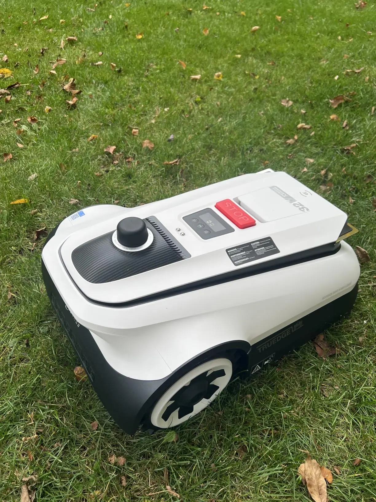 TOP SALES ECOVACS GOAT A3000 LiDAR Robot Lawn Mower (3/4 Acre)
TOP SALES ECOVACS GOAT A3000 LiDAR Robot Lawn Mower (3/4 Acre)