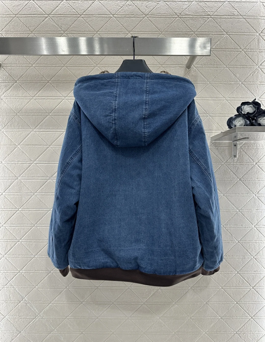 2025 New Fashionable Cherry Diagonal Cross High Quality Multi functional Accessories Down-jacket
2025 New Fashionable Cherry Diagonal Cross High Quality Multi functional Accessories Down-jacket