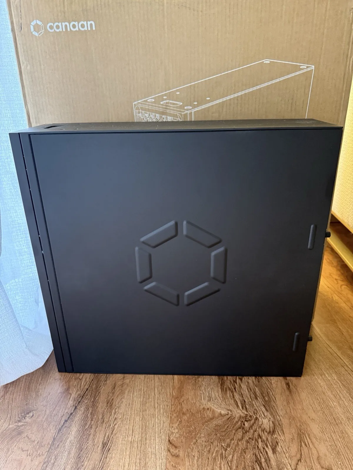 Canaan Avalon Q 90TH/s ( 18.6J/TH) Bitcoin/ASIC Miner
Canaan Avalon Q 90TH/s ( 18.6J/TH) Bitcoin/ASIC Miner