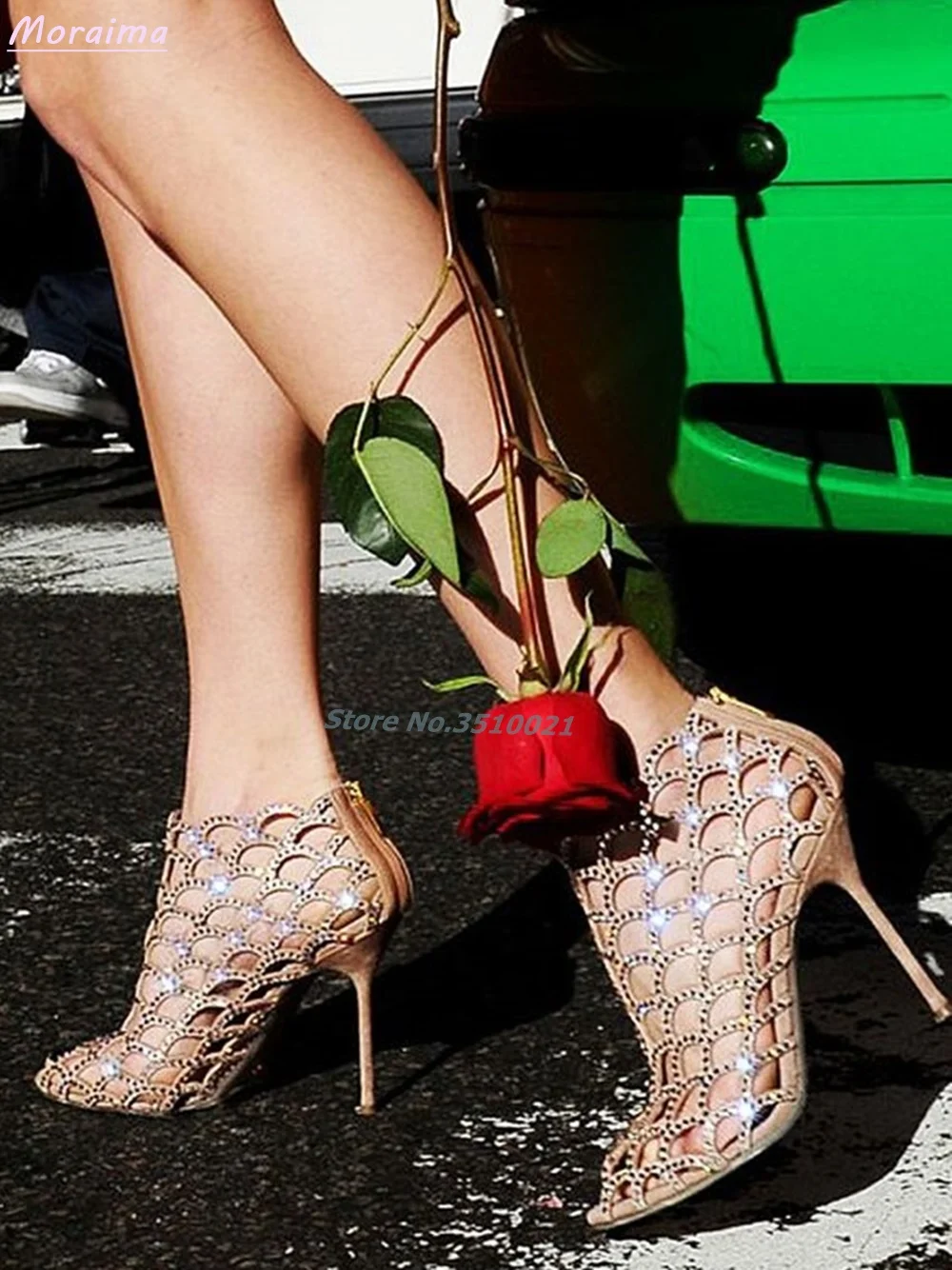 Crystal Hollow Fish Scale Sandals Bling Peep Toe Stiletto High Heel Back Zipper Sexy Wedding Banquet Party Women Shoes Summer
Crystal Hollow Fish Scale Sandals Bling Peep Toe Stiletto High Heel Back Zipper Sexy Wedding Banquet Party Women Shoes Summer