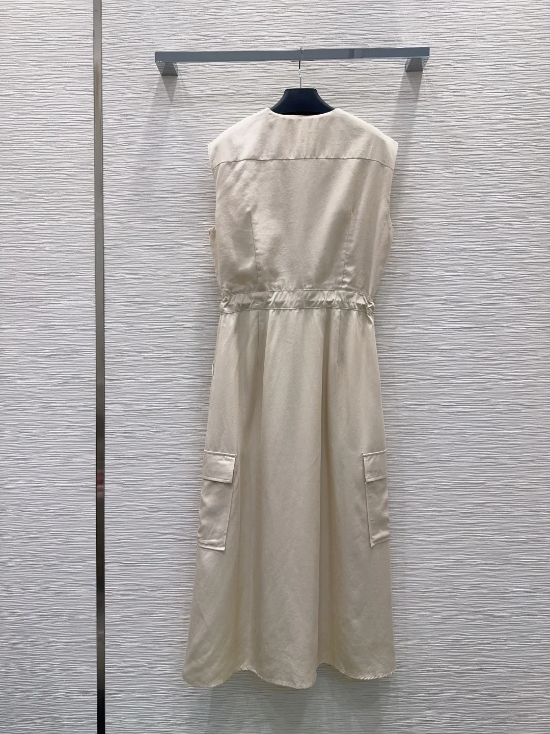 2026 Summer New Arrival French Style Sleeveless Cargo Dress High-end Elegant Waist-tight Shirt Dress For Women
2026 Summer New Arrival French Style Sleeveless Cargo Dress High-end Elegant Waist-tight Shirt Dress For Women