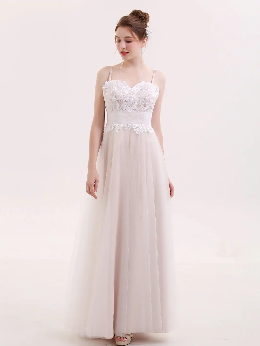 Sweetheart Neck Spaghetti Strap Tulle Bridal Dress Wedding Dress With Bow 2024 Brush Train Vestido De Novia Bride Dress
Sweetheart Neck Spaghetti Strap Tulle Bridal Dress Wedding Dress With Bow 2024 Brush Train Vestido De Novia Bride Dress