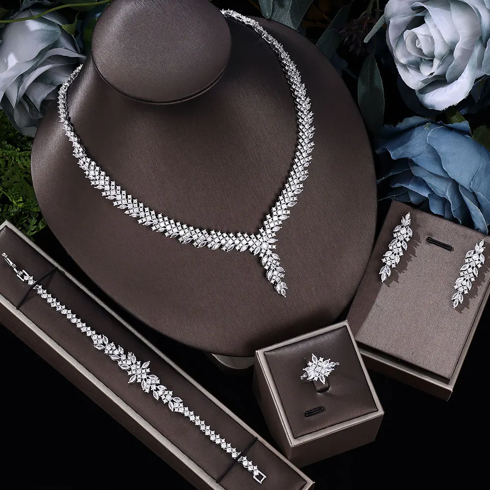 Hot selling bride's zircon jewelry four piece set for women's necklaces, earrings, bracelets, wedding jewelry accessories, party
Hot selling bride's zircon jewelry four piece set for women's necklaces, earrings, bracelets, wedding jewelry accessories, party