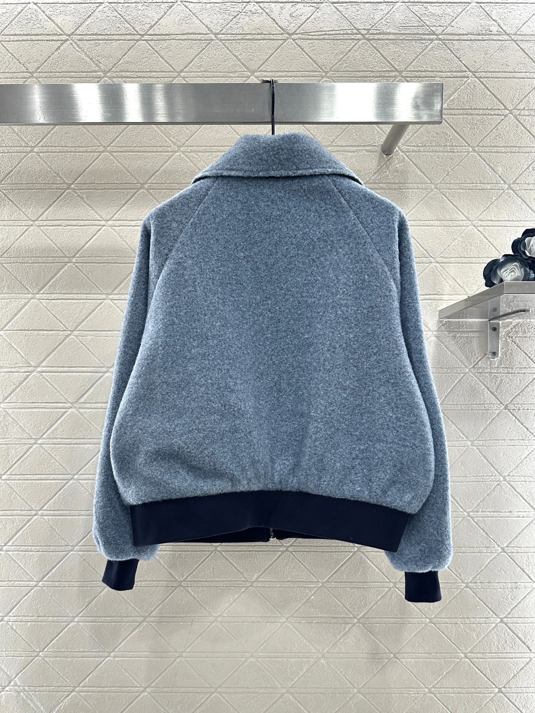 High Quality Autumn Winter Women's Patchwork Casual Fashion Pockets Zipper Embroidery Letters Jacket J030Q
High Quality Autumn Winter Women's Patchwork Casual Fashion Pockets Zipper Embroidery Letters Jacket J030Q