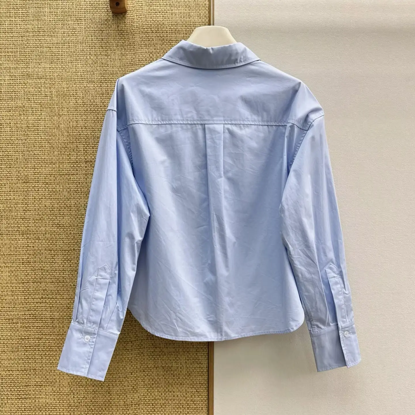 Women Clothes Early Spring Wear Short Shirt Simple Design Style Loose Fit Casual Commuting Essential Versatile Comfortable
Women Clothes Early Spring Wear Short Shirt Simple Design Style Loose Fit Casual Commuting Essential Versatile Comfortable
