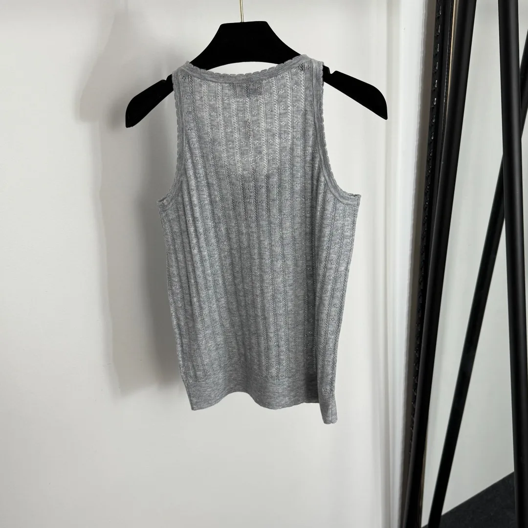 2025 New Vest Seater Sleeveless O-neck Solid Fashionable Versatile Slimming Figure-hugging Spring Summer
2025 New Vest Seater Sleeveless O-neck Solid Fashionable Versatile Slimming Figure-hugging Spring Summer