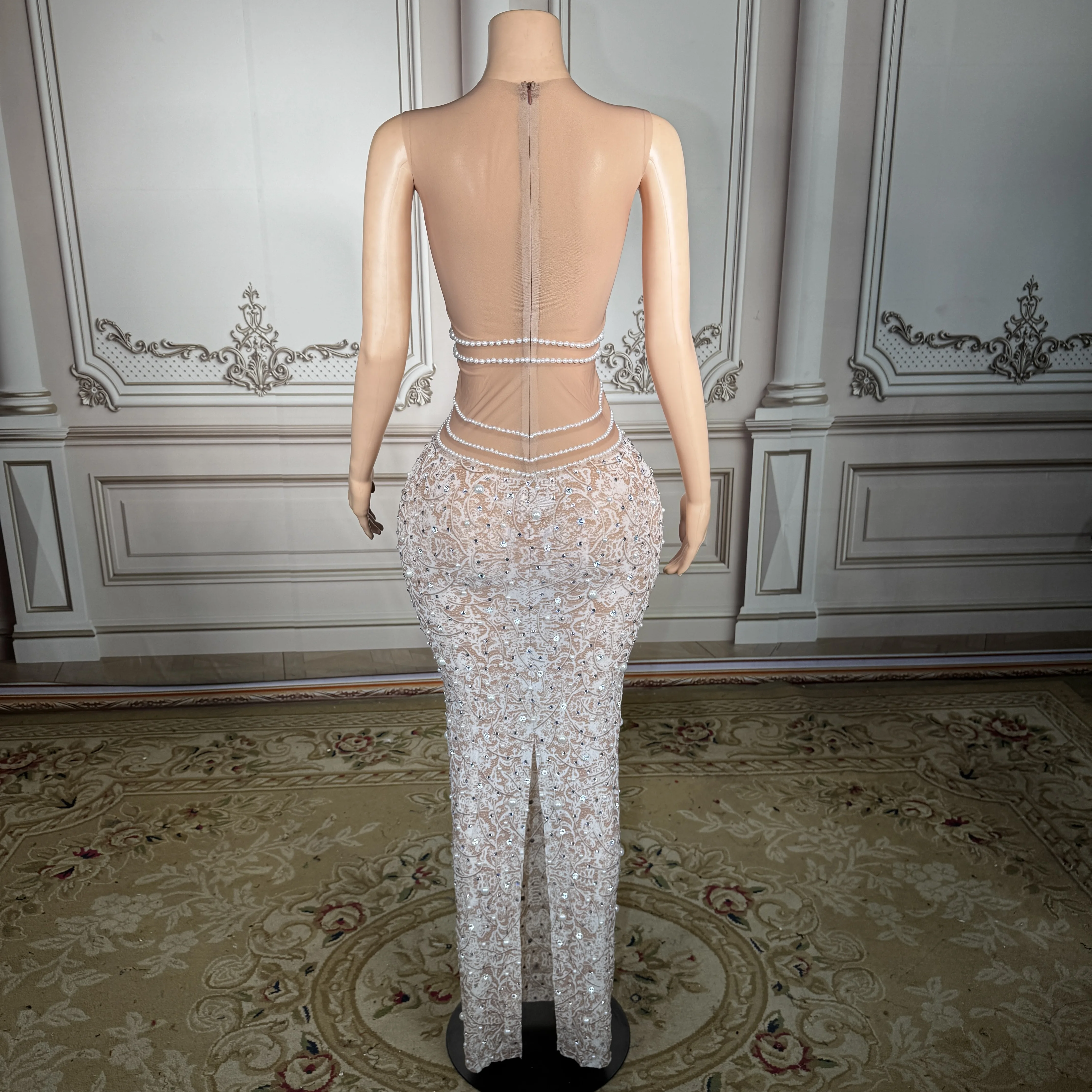 ZD Women Nude Mesh Rhinestone Bodycon Maxi Dress Luxury Beaded Crystal Sleeveless Party Evening Dress Elegant Clubwear
ZD Women Nude Mesh Rhinestone Bodycon Maxi Dress Luxury Beaded Crystal Sleeveless Party Evening Dress Elegant Clubwear