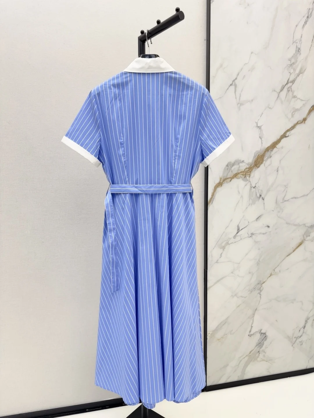 2026 Summer New Striped Dress Stylish & High-end Design Elegant Aura Slimming Daily Outfit For Women
2026 Summer New Striped Dress Stylish & High-end Design Elegant Aura Slimming Daily Outfit For Women