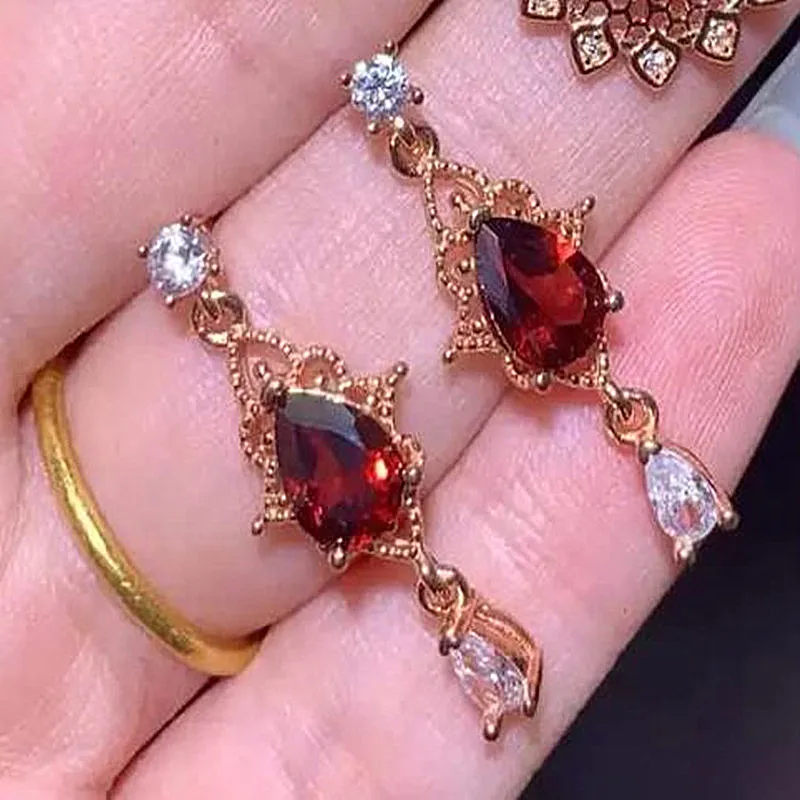 KJJEAXCMY Boutique Jewelry Women's Natural Magnesium Aluminum Garnet Earring 925 Pure Silver Wedding Birthday party Gift
KJJEAXCMY Boutique Jewelry Women's Natural Magnesium Aluminum Garnet Earring 925 Pure Silver Wedding Birthday party Gift